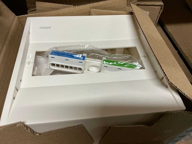 Hager gd108n mini verdeler (2x) - afbeelding 3 van  3