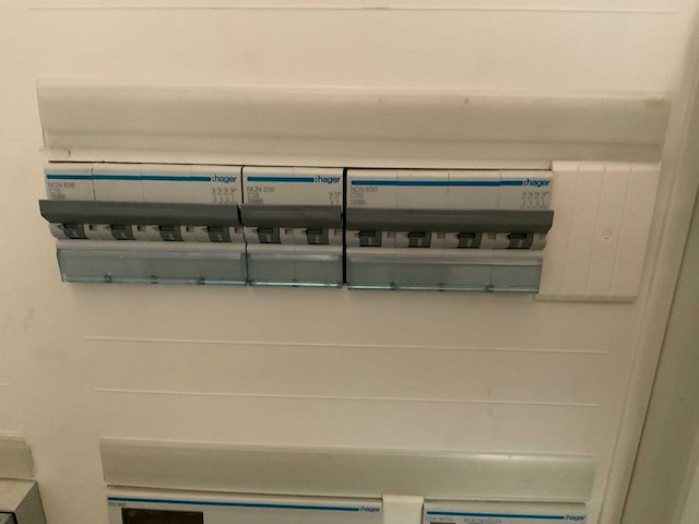 :hager groepenkast - afbeelding 4 van  5