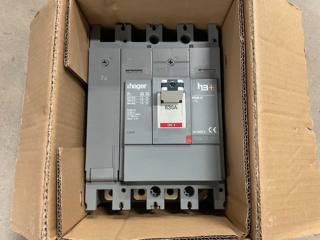Hager h3+ p630 4p hcw631ar vermogensschakelaar - afbeelding 1 van  2