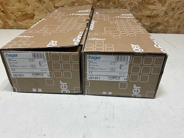 Hager ud12c1 bouwsteen, 150x500mm, met montageplaat verstelbaar (2x) - afbeelding 2 van  4