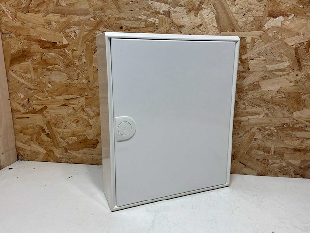 Hager va24cn opbouw verdeelkast (2x) - afbeelding 3 van  10