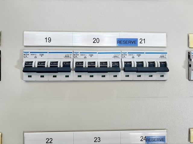 Hager verdeelinrichting kast, hager, fg26w, wit - afbeelding 3 van  33