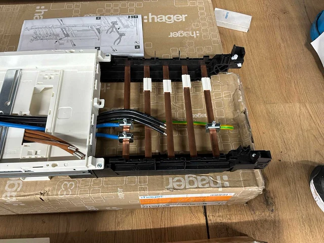 Hager zh30d5s groepenkast (2x) - afbeelding 2 van  4