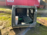 Hägglunds bandvagn polyester opbouw - afbeelding 3 van  4