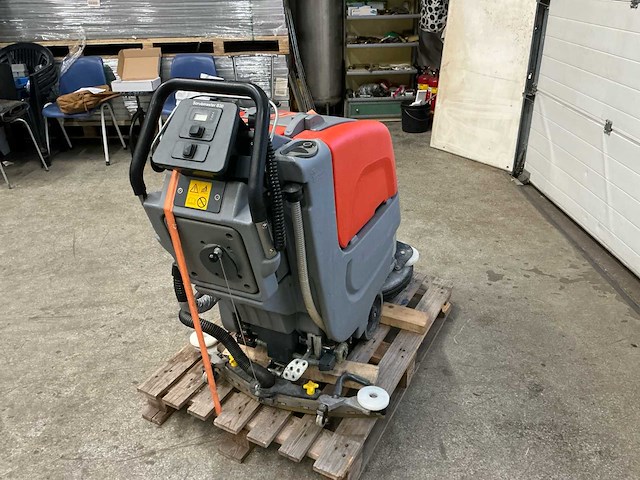 Hago scrubmaster b30 vloerreiniger - afbeelding 2 van  6