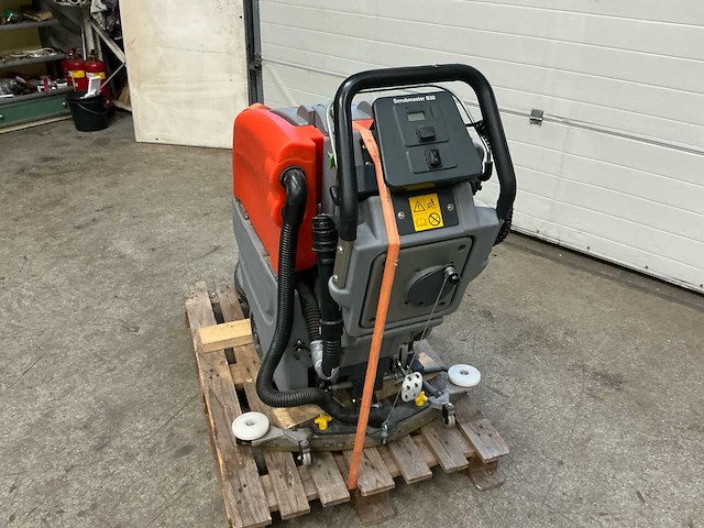Hago scrubmaster b30 vloerreiniger - afbeelding 6 van  6