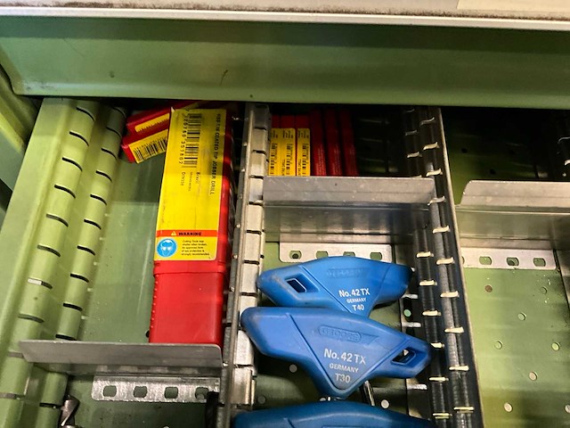 Hagro gereedschaps ladekast met inhoud - afbeelding 11 van  13