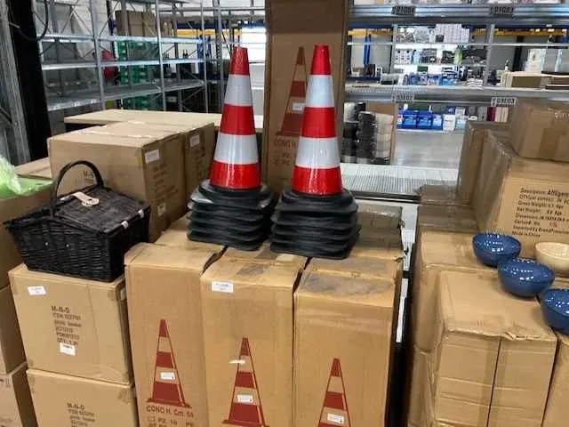 Hagu kantoorinventaris en restvoorraad