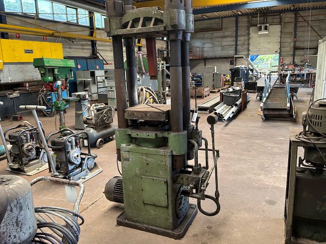 Hahn & kolb hydraulische pers - afbeelding 3 van  9
