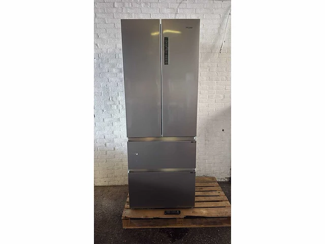 Haier hfr5719enmg koel-vriescombinatie- lg tv - afbeelding 1 van  3