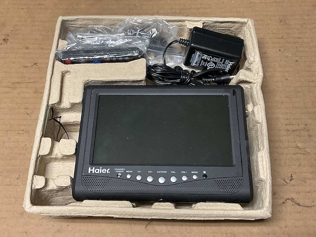 Haier hlt71 lcd tv (2x) - afbeelding 2 van  4