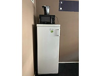 Haier, tefal, inventum koelkast, waterkoker, magnetron - afbeelding 1 van  7