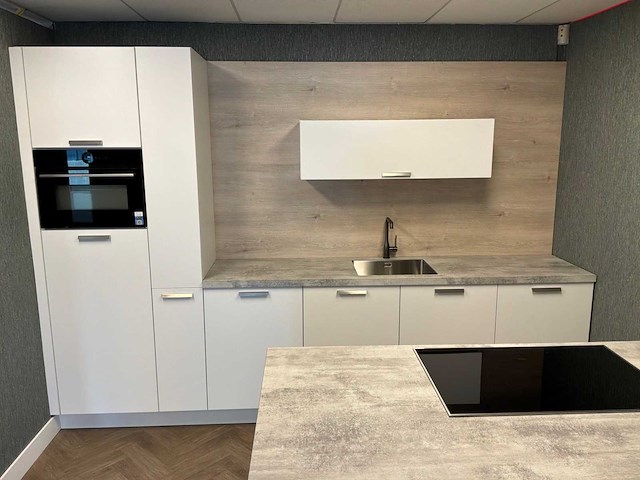 Hailo dispensa vvs-x eilandkeuken met inbouwapparatuur - afbeelding 14 van  25