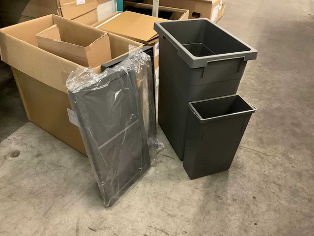 Hailo euro cargo inbouw afvalscheidingssysteem - afbeelding 1 van  3