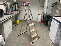 Hailo xxl 225 profi aluminium uitzettrap - afbeelding 2 van  5