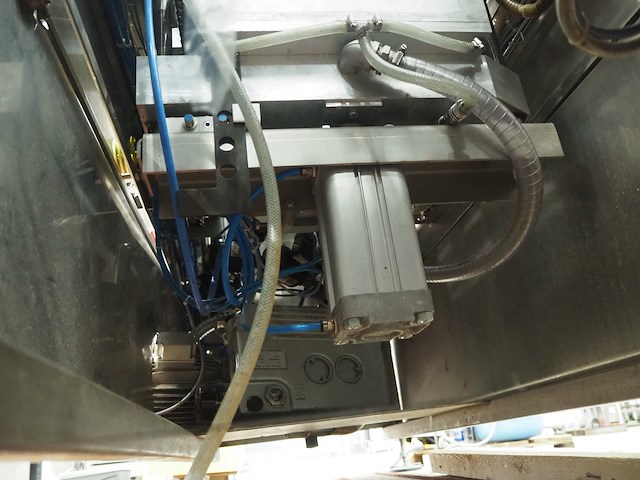 Hajek - afbeelding 8 van  19