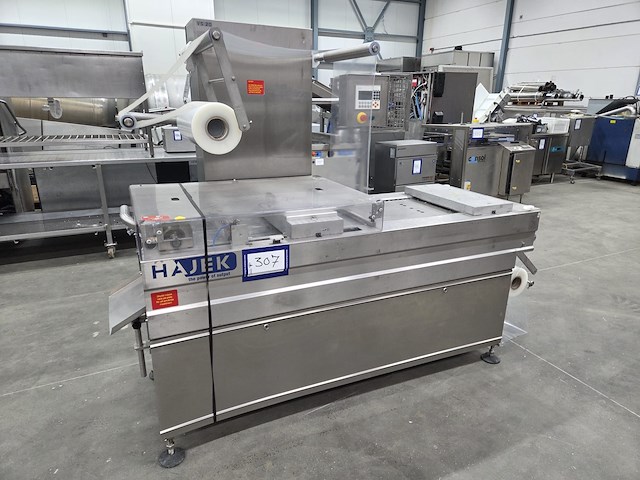 Hajek - afbeelding 1 van  19