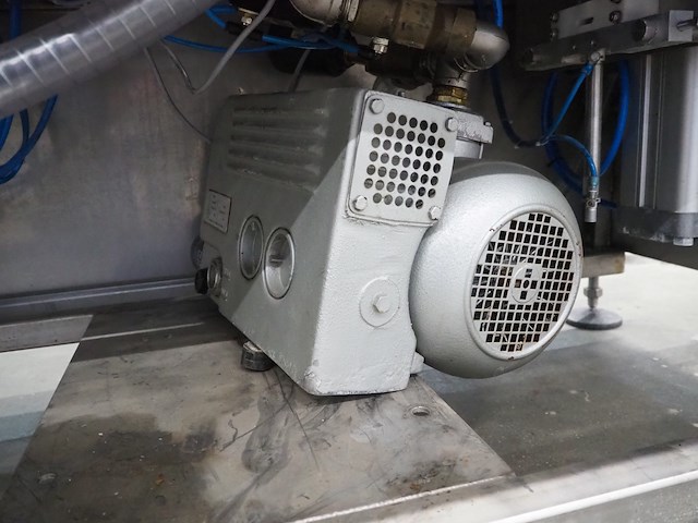 Hajek - afbeelding 11 van  22