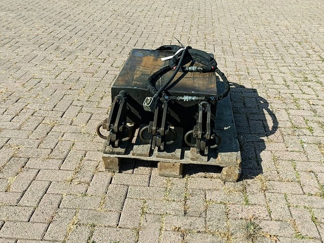 Hakenblok, thumm bakker, gejo/18, 2015 - afbeelding 5 van  9
