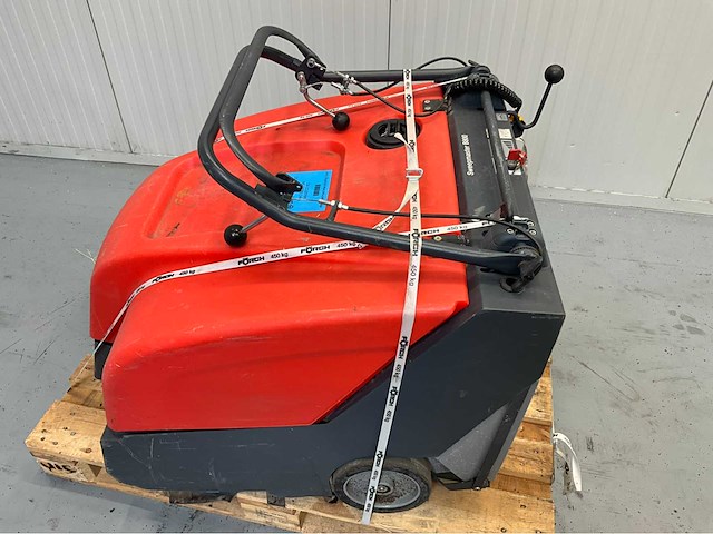 Hako - b800 - veegmachine - afbeelding 1 van  7