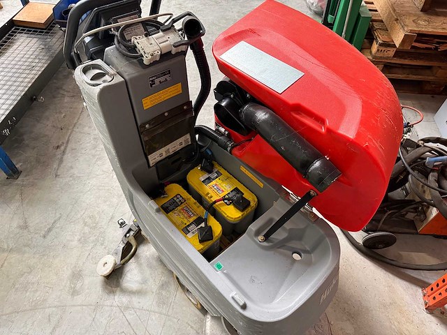 Hako - scrubmaster b45 cl dtc - schrobmachine - afbeelding 7 van  9