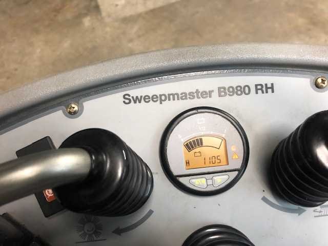 Hako - sweepmaster b980 rh - hooglosser bj.2015 veegmachine. - afbeelding 15 van  18