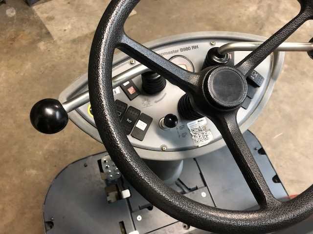 Hako - sweepmaster b980 rh - hooglosser bj.2015 veegmachine. - afbeelding 16 van  18