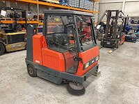 Hako 1450e industriële zit-veegmachine - afbeelding 2 van  8