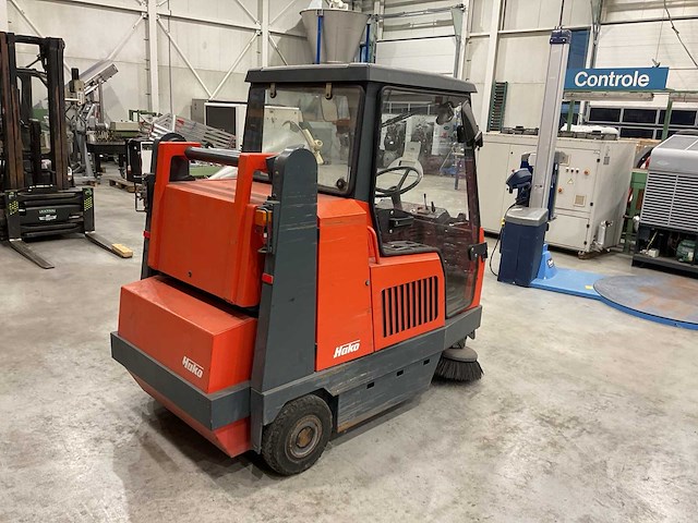 Hako 1450e industriële zit-veegmachine - afbeelding 3 van  8