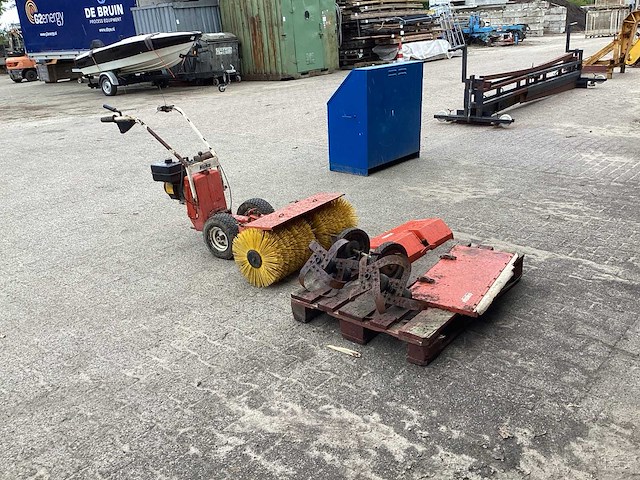 Hako 3627 gemotoriseerde borstelmachine - afbeelding 5 van  10