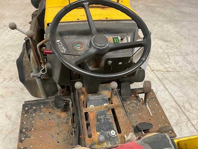 Hako 3800d hydrostatic oldtimer tractor - afbeelding 2 van  12