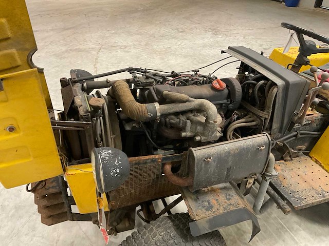 Hako 3800d hydrostatic oldtimer tractor - afbeelding 3 van  12