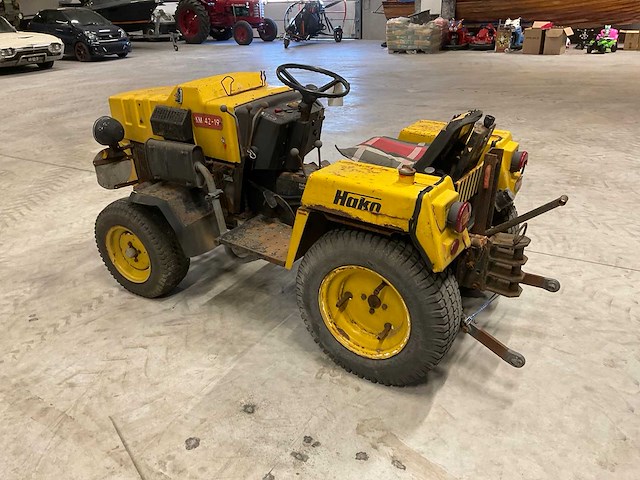 Hako 3800d hydrostatic oldtimer tractor - afbeelding 8 van  12
