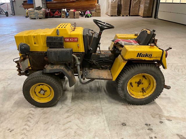 Hako 3800d hydrostatic oldtimer tractor - afbeelding 9 van  12