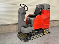 Hako b120 r schrubmaster zelfrijdende opzit schrob-zuigmachine - afbeelding 1 van  13