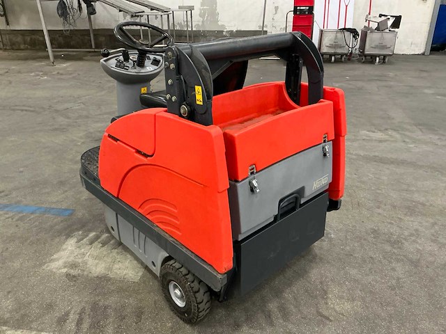 Hako b980 rh zelfrijdende veegmachine - afbeelding 4 van  6