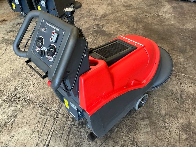 Hako cleanserv pb51/2000 polijstmachine - afbeelding 1 van  8