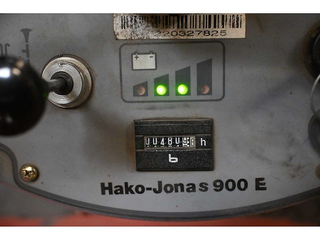 Hako hako-jonas 900e zelfrijdende veegmachine - afbeelding 8 van  10