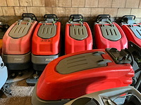 Hako hakomatic b 650/07 zelfrijdende schrobmachine (10x) - afbeelding 8 van  8