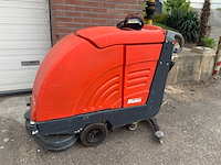 Hako hakomatic b655/755/855 zelfrijdende schrobmachine - acculader - afbeelding 1 van  8