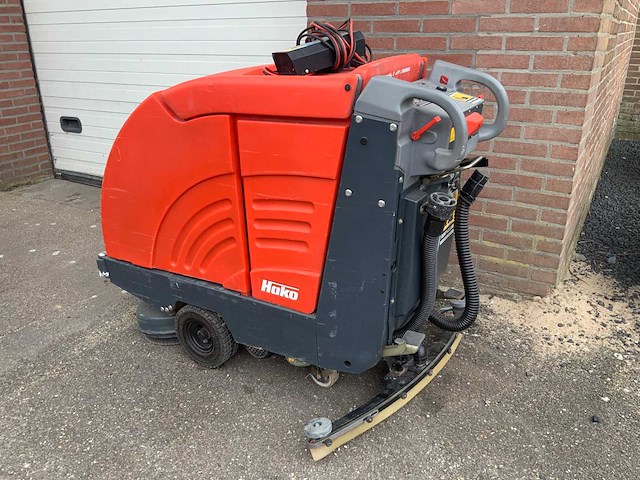 Hako hakomatic b655/755/855 zelfrijdende schrobmachine - acculader - afbeelding 4 van  8