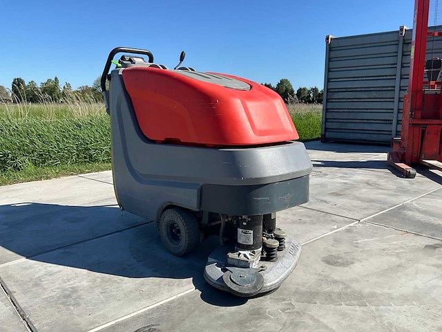 Hako hakomatic b70 cl vloerschrubber - afbeelding 1 van  8