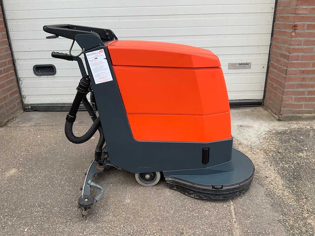 Hako hakomatic e/b 450/530 zelfrijdende veegmachine - afbeelding 2 van  8