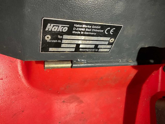 Hako hakomaticb1100 zelfrijdende schrobzuigmachine - afbeelding 13 van  15