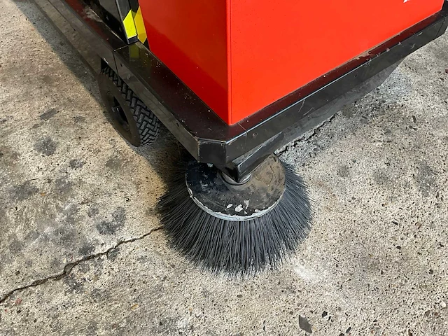Hako-jonas - 1000vh - road and yard sweeper - afbeelding 13 van  16