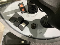 Hako powerboss 49 b opzit veeg/zuigmachine accu’s 2022 - afbeelding 4 van  13