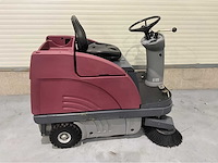 Hako powerboss 49 b opzit veeg/zuigmachine accu’s 2022 - afbeelding 7 van  13