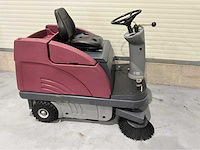 Hako powerboss 49 b opzit veeg/zuigmachine accu’s 2022 - afbeelding 5 van  9