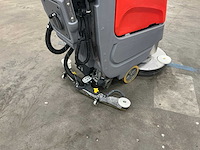 Hako scrubmaster b45 cl vloerreiniger - afbeelding 4 van  5