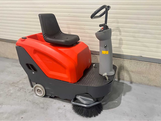 Hako sweepmaster - b800 r - accu’s 2023 - zelfrijdende opzitveeg-zuigmachine - afbeelding 8 van  14